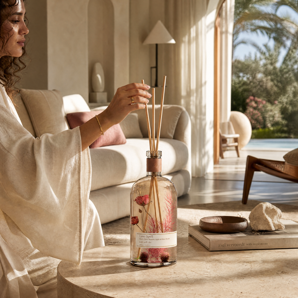 موزّع عطر لوف سبيل بالعِيدان – 1 لتر